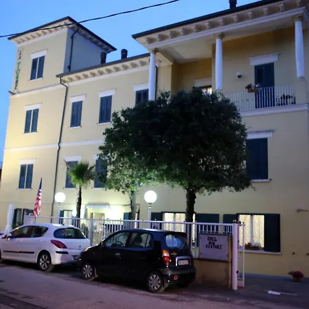 La Torre فندق ريميني