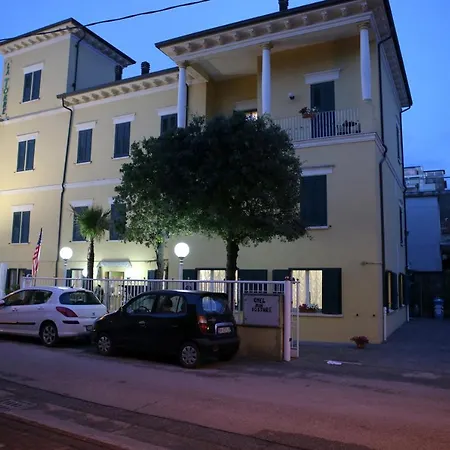 La Torre ホテル 3*